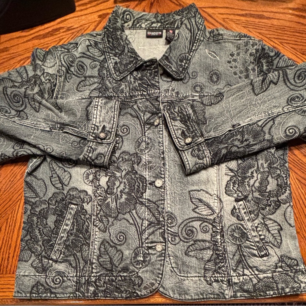 CHICO’S Black&Gray Embroidered Denim Jean Jacket Women’s Chico Size 3 (size 16)